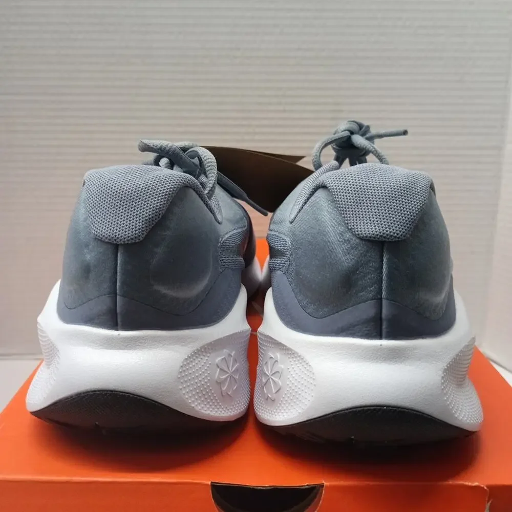 Nike Revolution 7 Shoes‎ Mens Size 10.5 Slate Metallic Silver